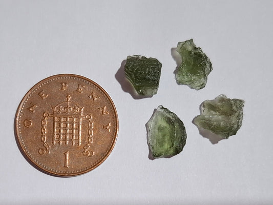 Moldavite chip Bundle, 1g, 4 pcs, Tektite (MB35)