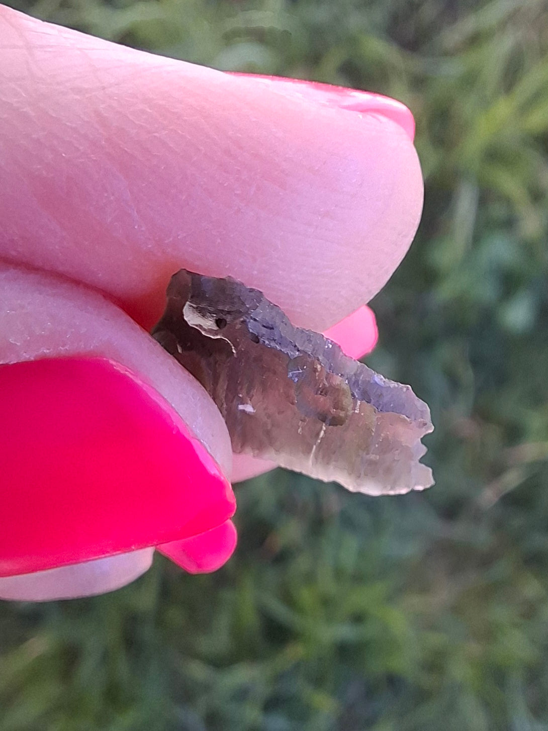 Moldavite Piece, 0.69g, Tektite (Ref: 1405)