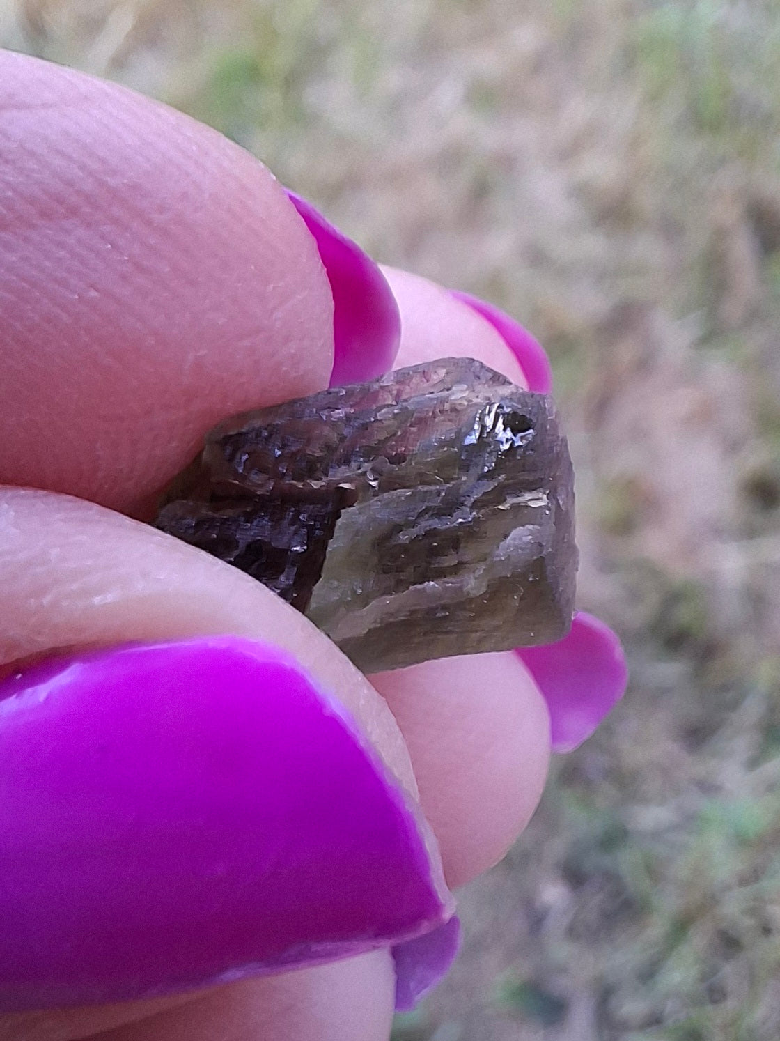 Moldavite Piece, 1.00g, Tektite (Ref: 1442)