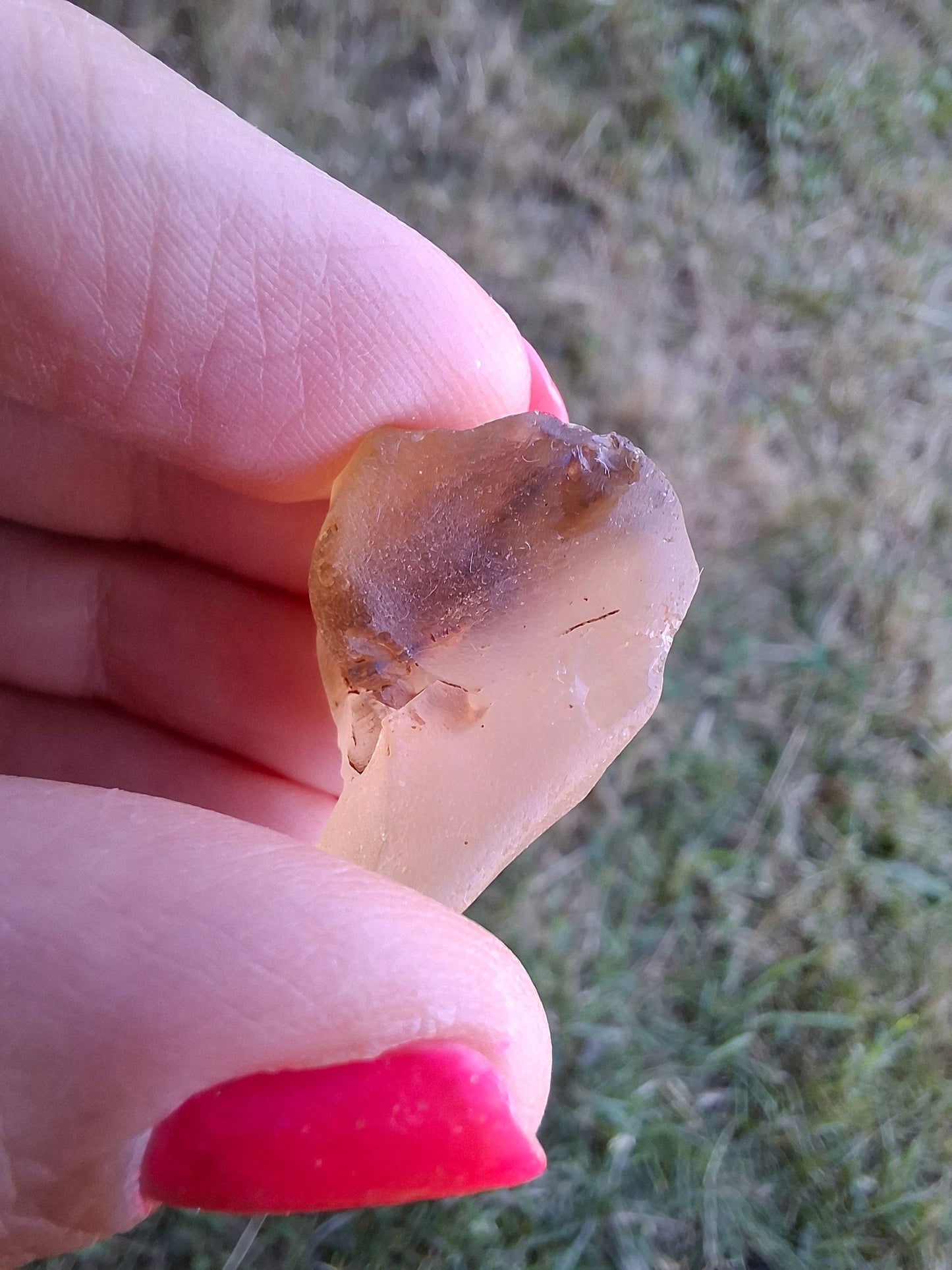 Libyan Desert Glass (darker) Piece, 7.00g, Tektite (Ref: L1373)