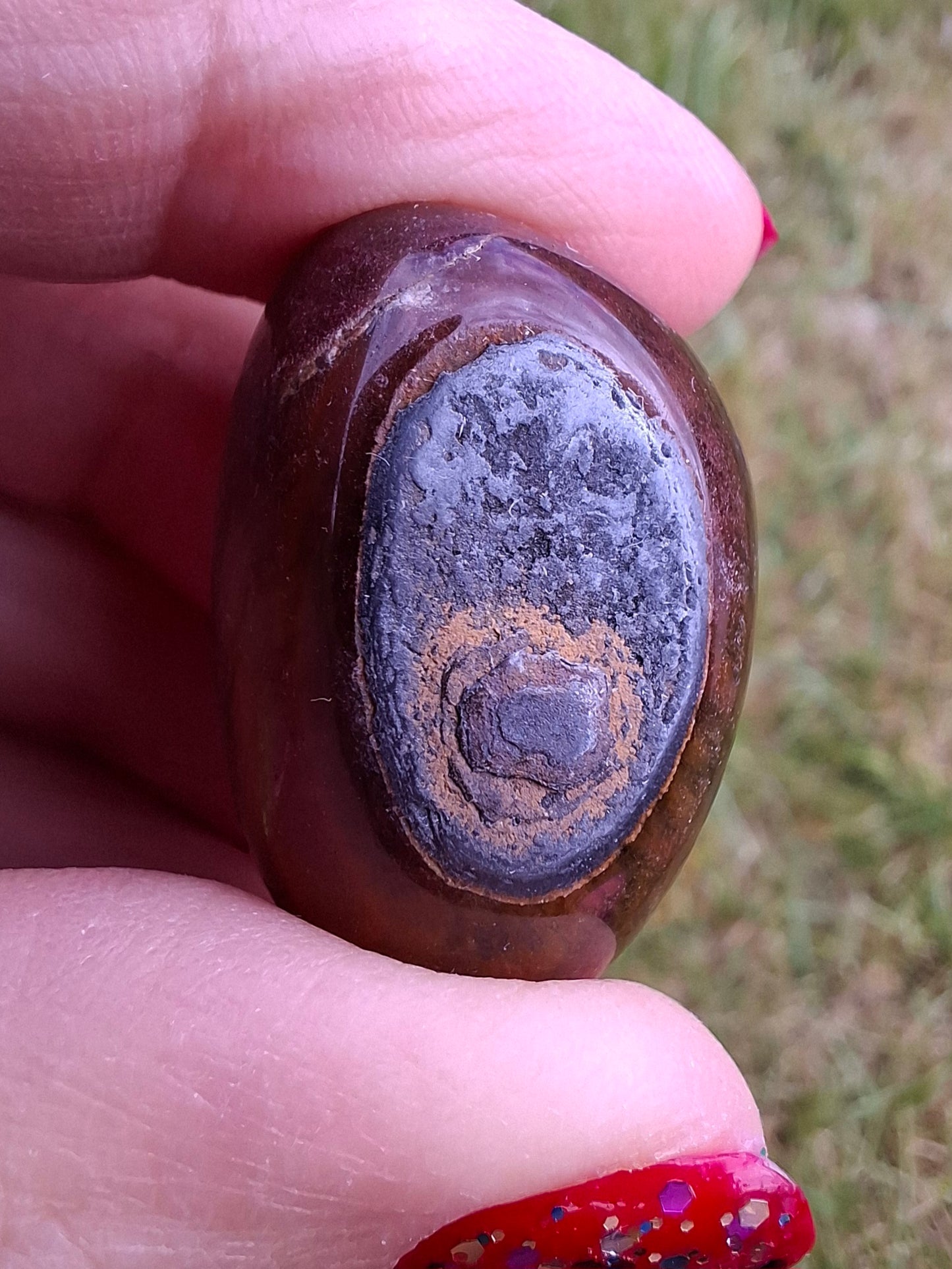Tigers Eye, Tumble Stone, Crystal (Ref: T136)