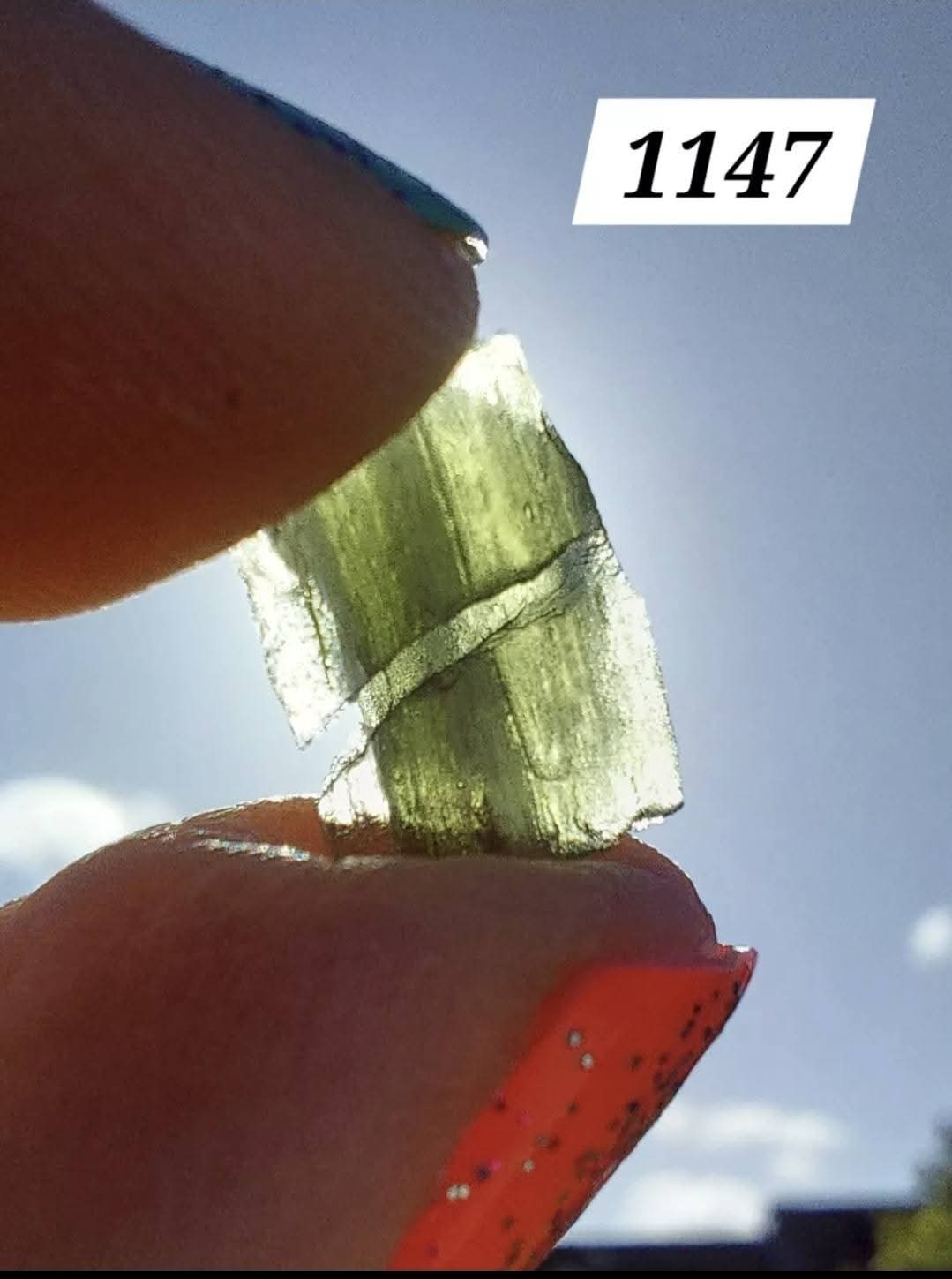 Moldavite Piece, 0.74g, Tektite (Ref: 1147)