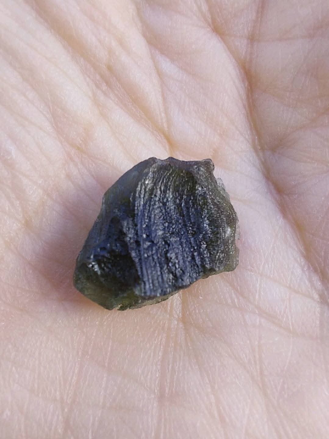 Moldavite Piece, 2.05g. Tektite (Ref: 912)