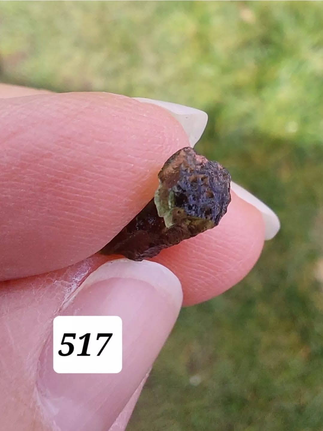 Moldavite Small Piece, 0.39g, Tektite (Ref: 517)