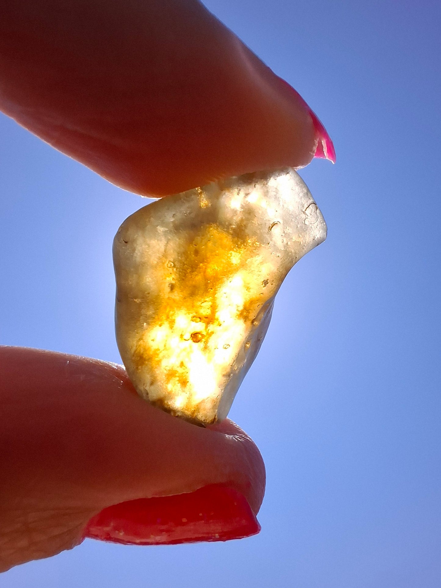 Libyan Desert Glass (darker) Piece, 4.43g, Tektite (Ref: L1361)