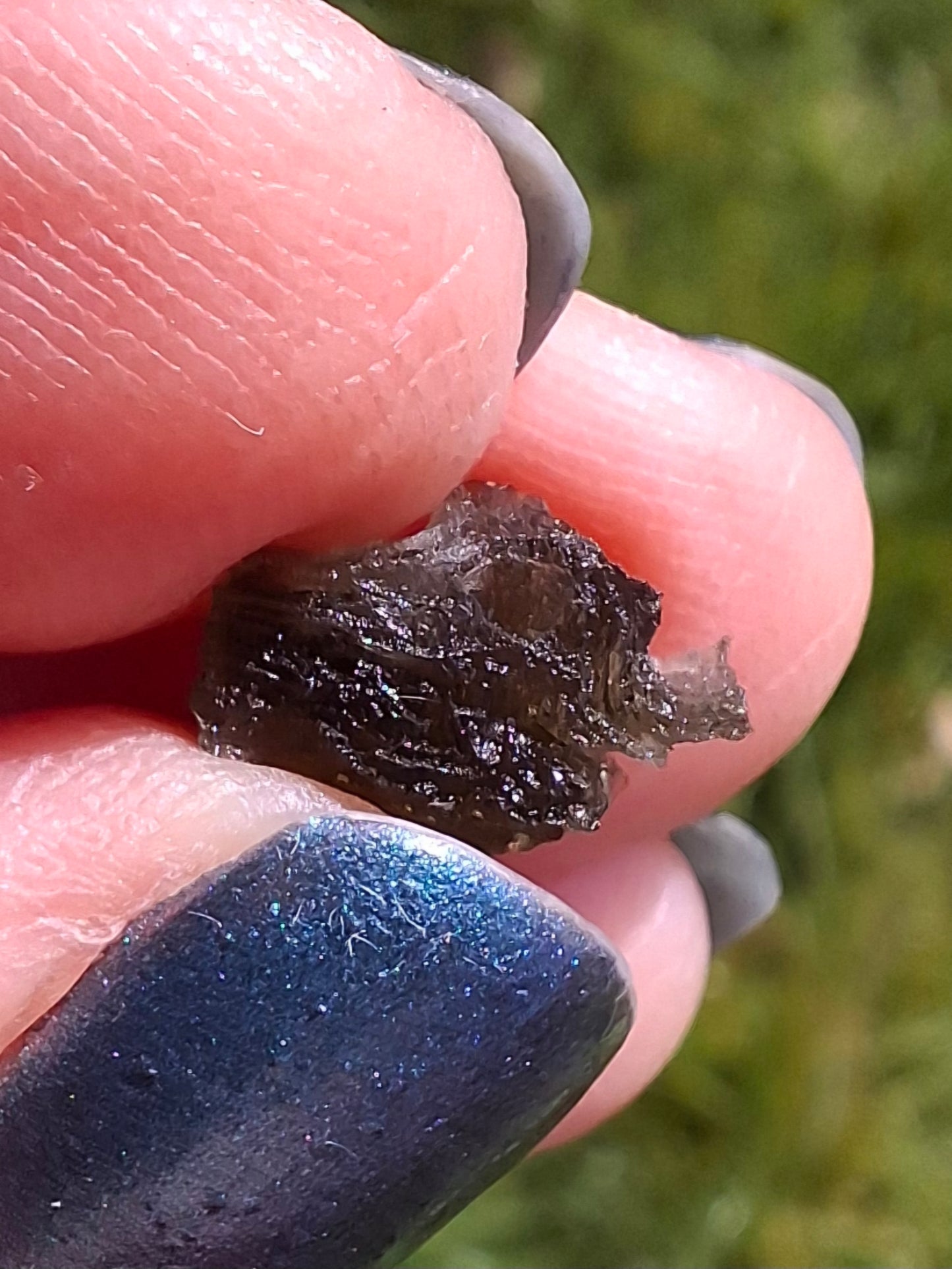 Moldavite Piece, 0.50g, Tektite (Ref: 1395)