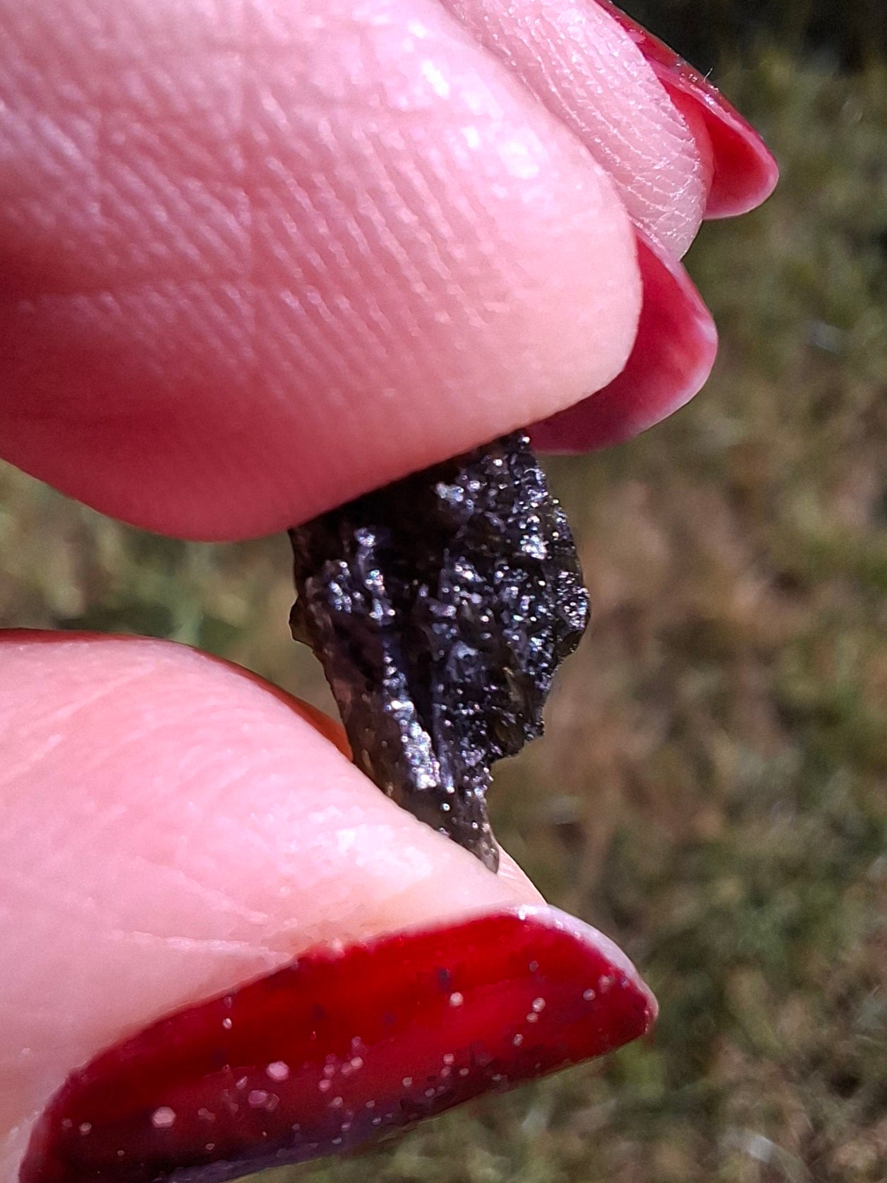 Moldavite Piece, 0.59g, Tektite (Ref: 1465)
