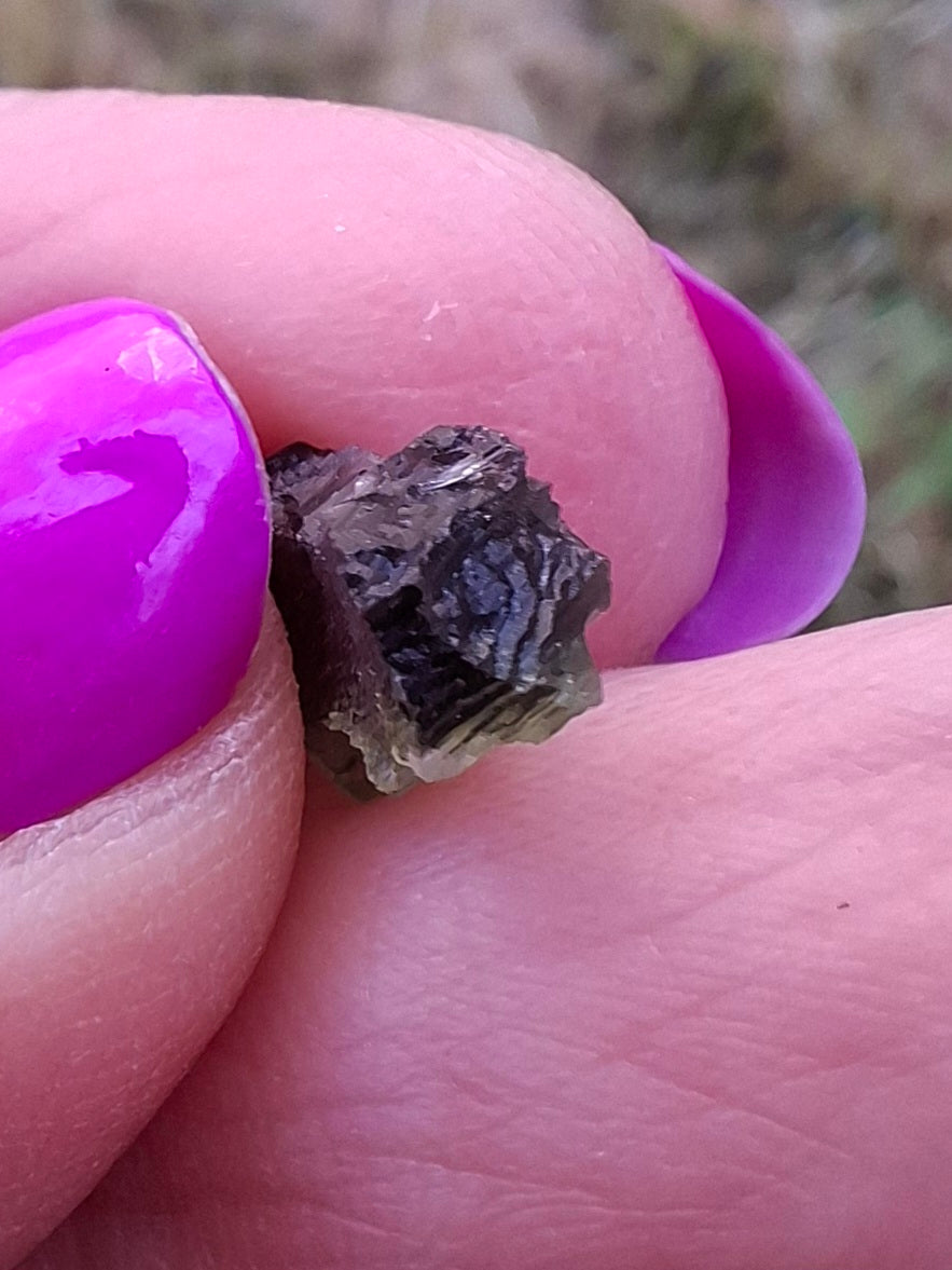 Moldavite small Piece, 0.39g, Tektite (Ref: 1431)