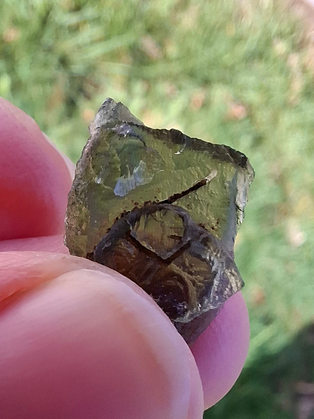 Moldavite Piece, 1.13g, Tektite (Ref: 1335)