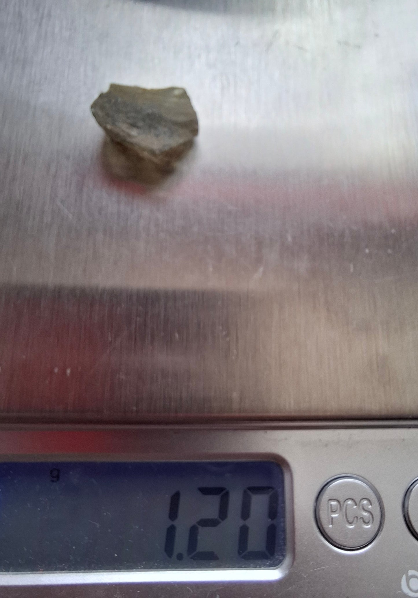 Moldavite Piece, 1.20g, Tektite (Ref: 1383)