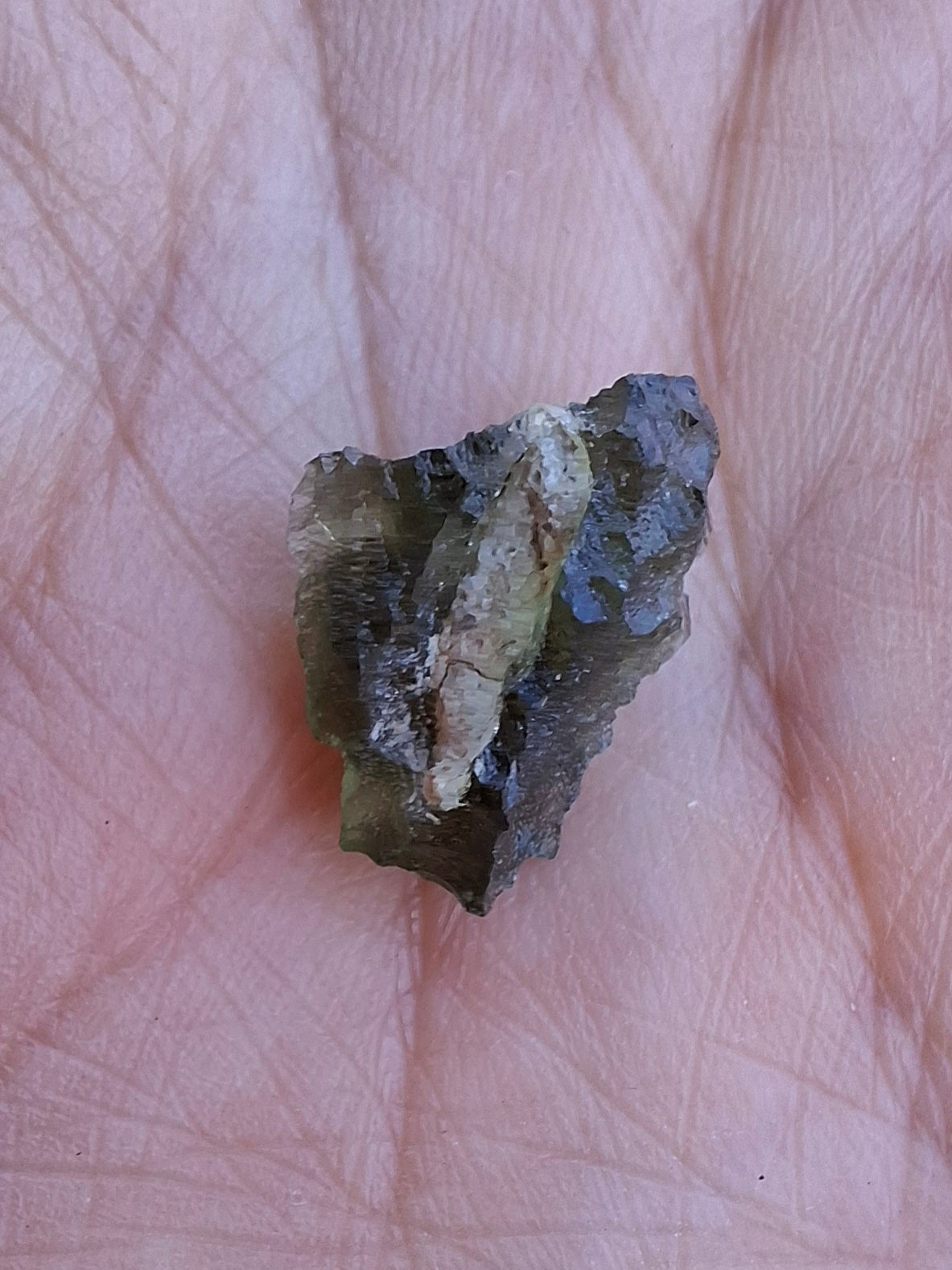 Moldavite Piece, 0.90g, Tektite (Ref: 1412)