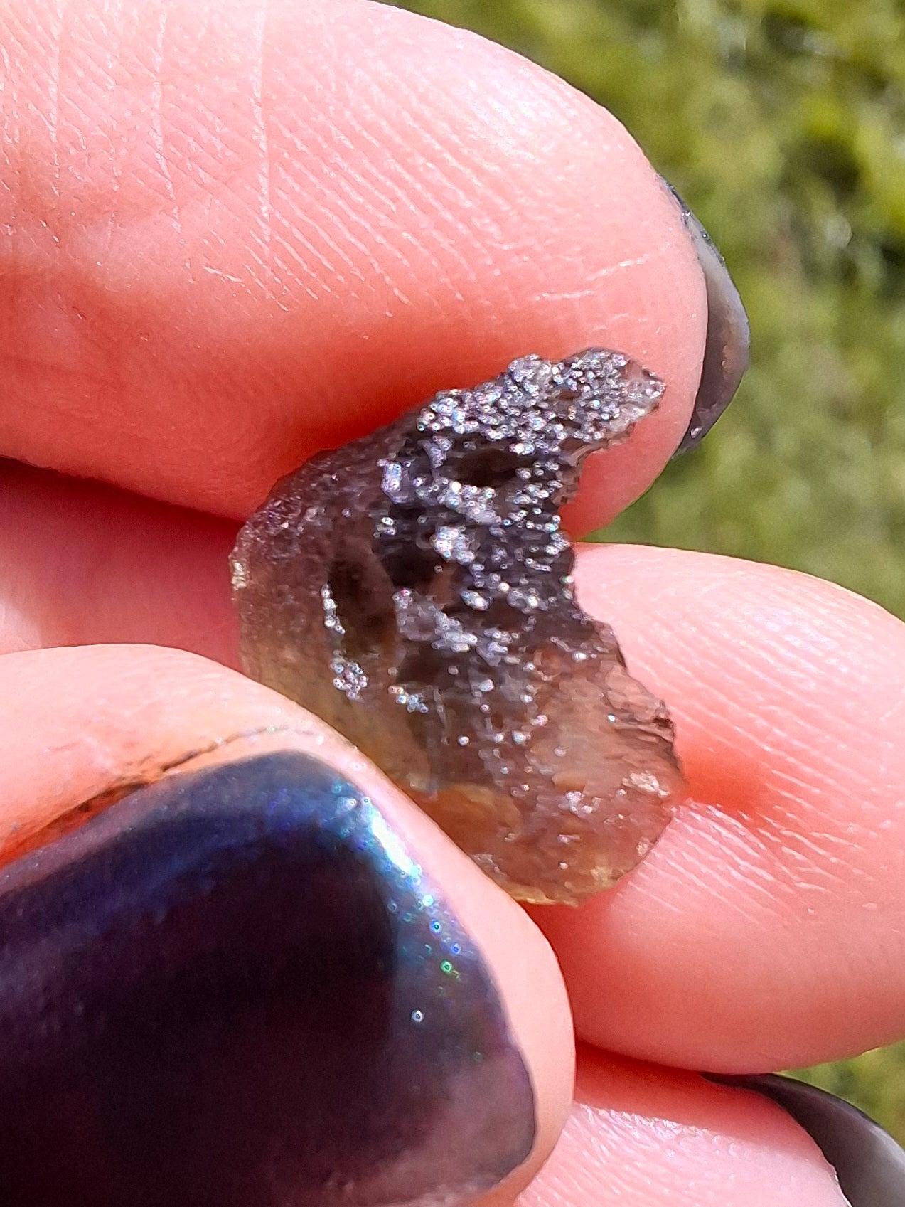 Moldavite Piece, 0.81g, Tektite (Ref: 1400)