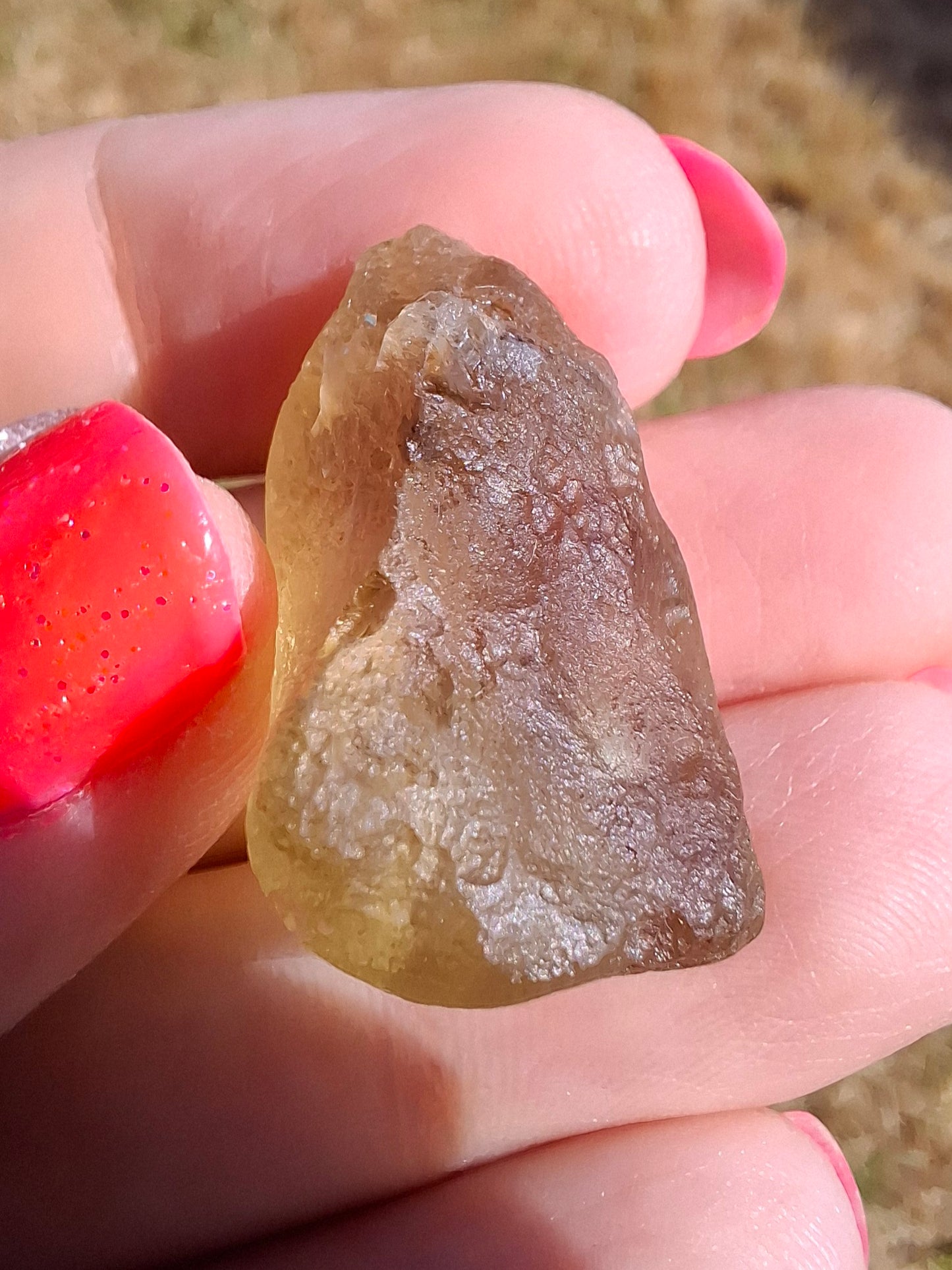 Libyan Desert Glass (darker) Piece, 7.32g, Tektite (Ref: L1369)