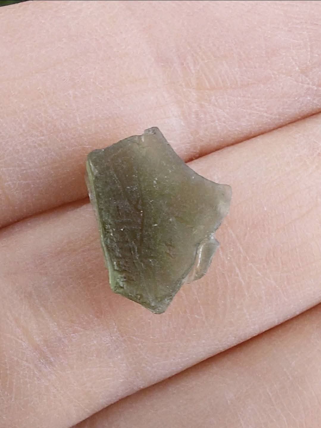 Moldavite Piece, 0.65g. Tektite (Ref: 898)