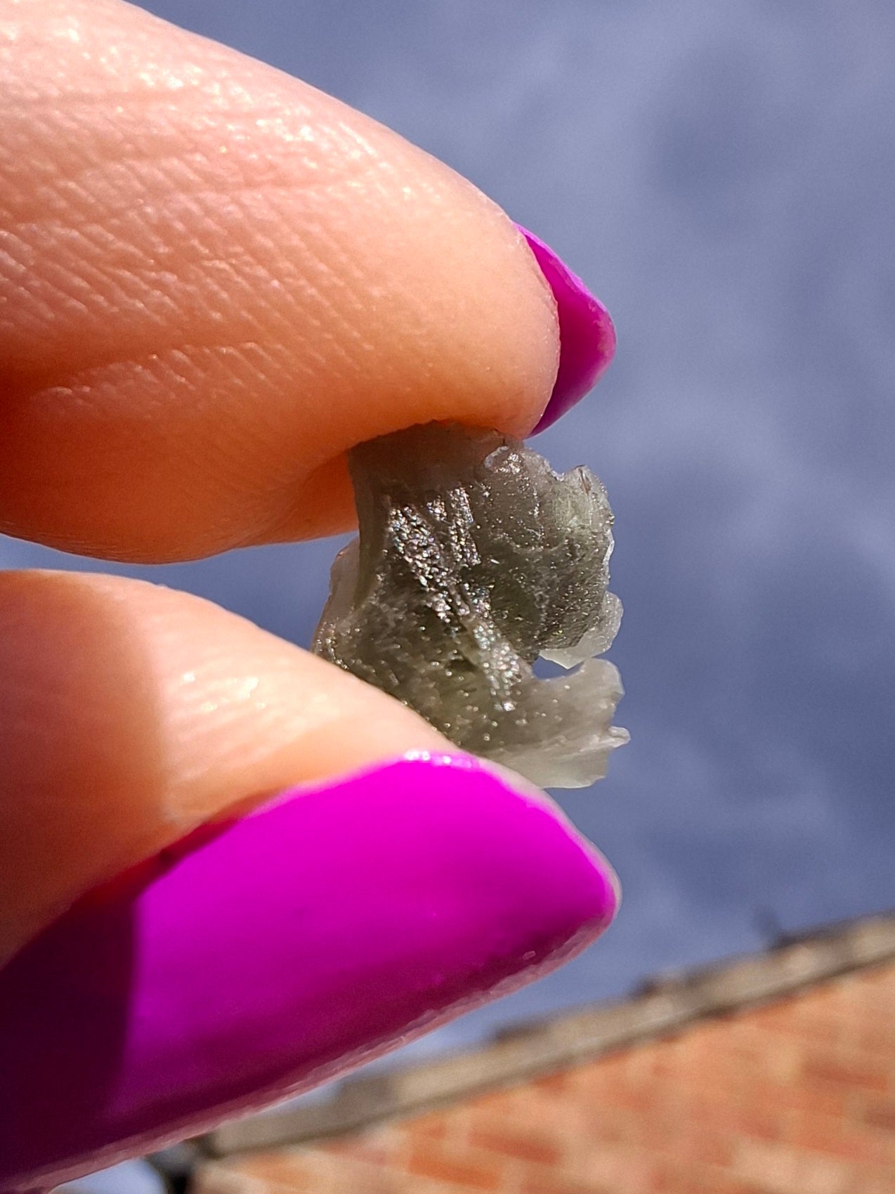 Moldavite Piece, 0.45g, Tektite (Ref: 1444)