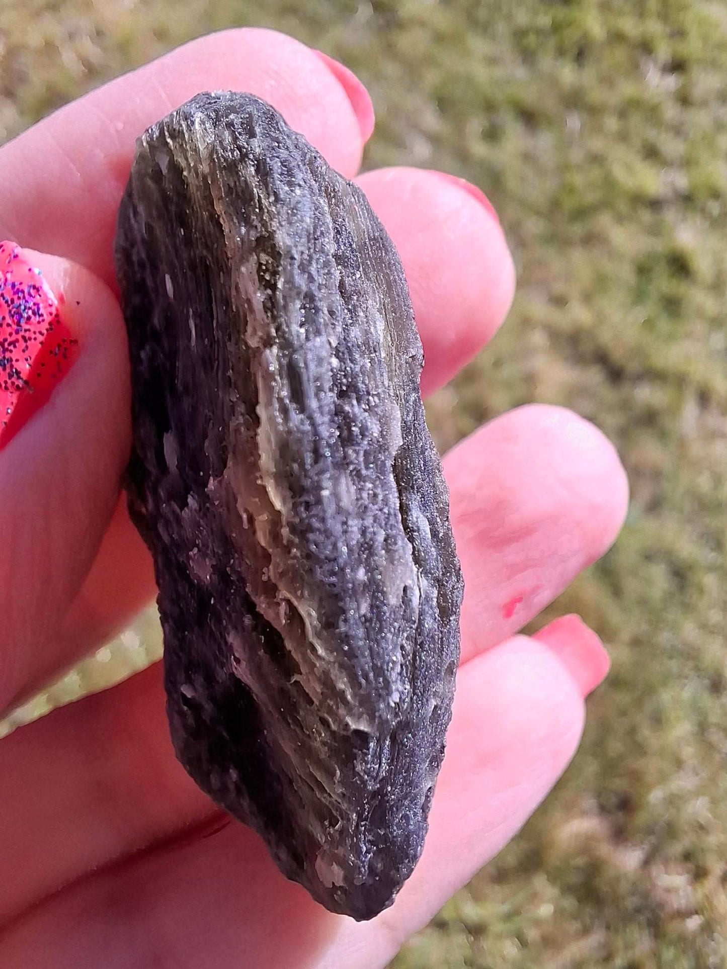 Moldavite Piece, NESMEN HURKA,  26.87g, Tektite (Ref: 1170)