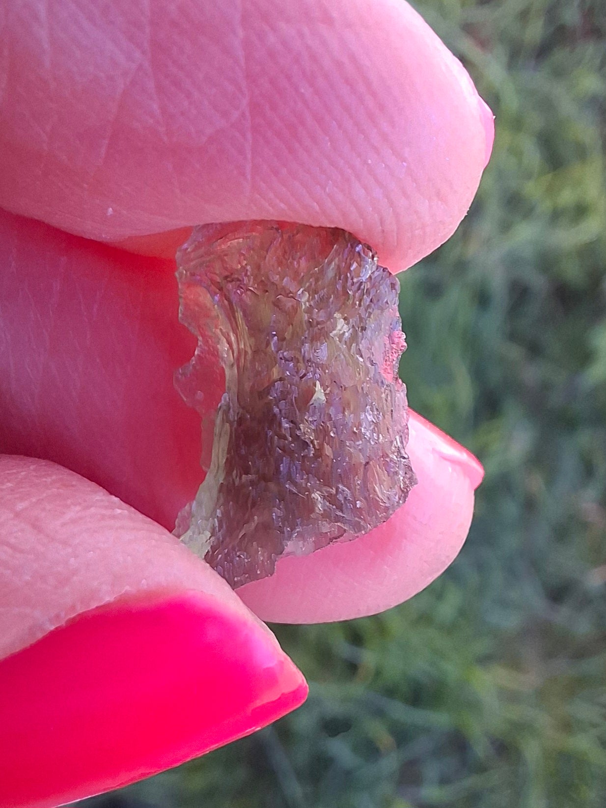 Moldavite Piece, 0.60g, Tektite (Ref: 1403)
