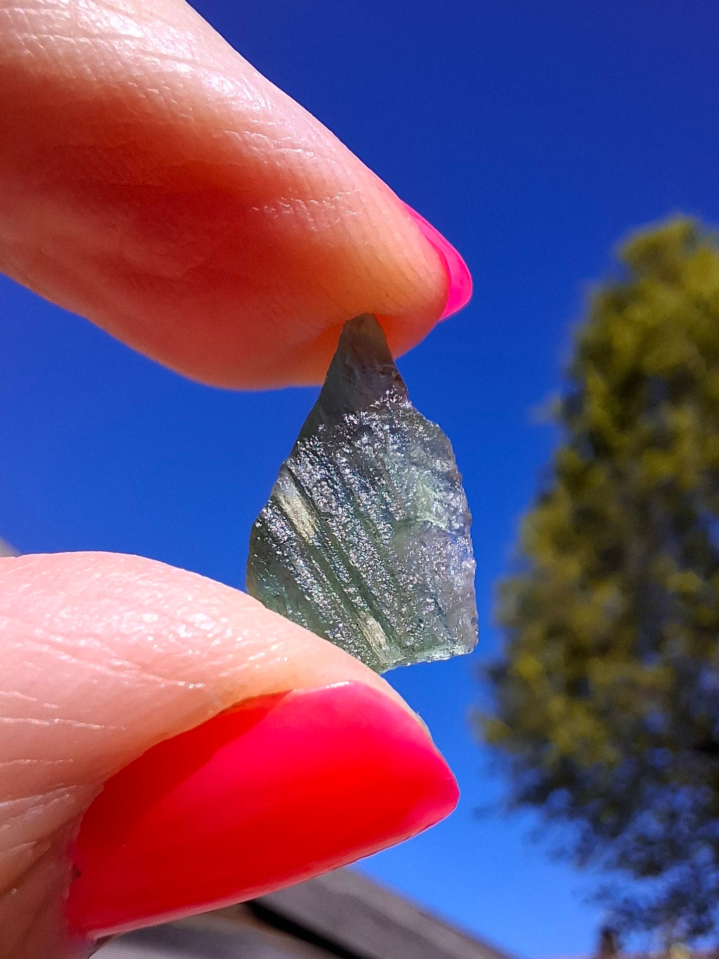 Moldavite Piece, 0.65g, Tektite (Ref: 1404)