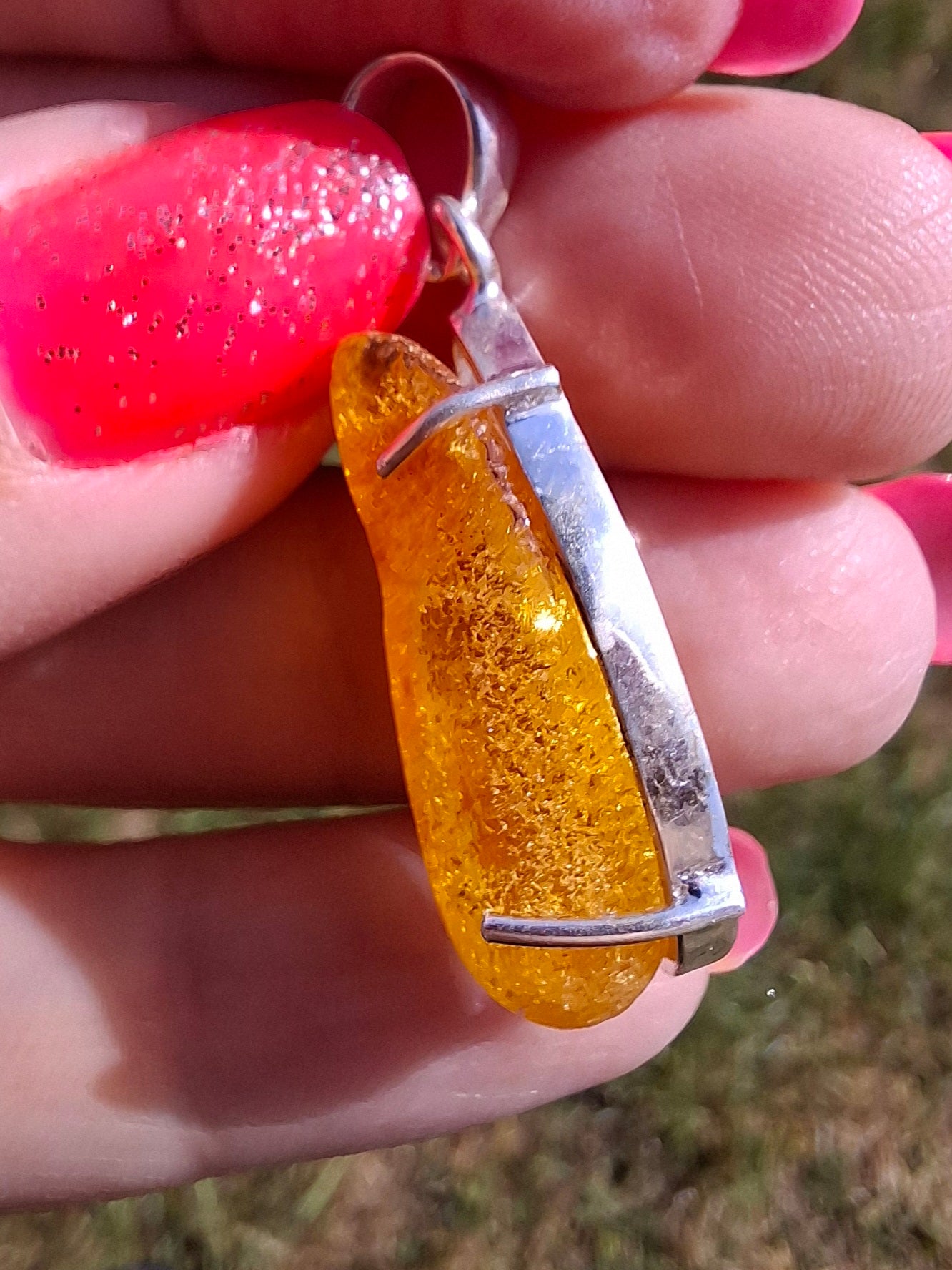 Baltic Amber Pendant, 925 Silver, Fossil (Ref: AP9)