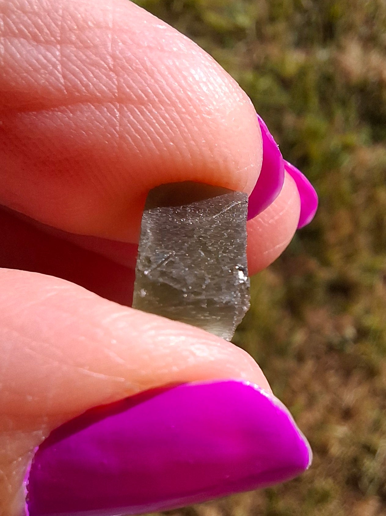Moldavite Piece, 0.57g, Tektite (Ref: 1439)