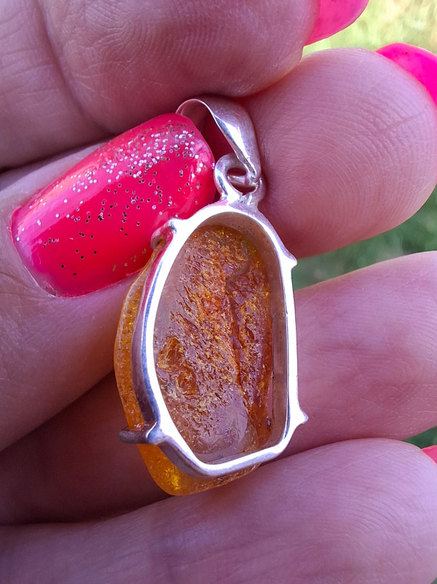 Baltic Amber Pendant, 925 Silver, Fossil (Ref: AP11)