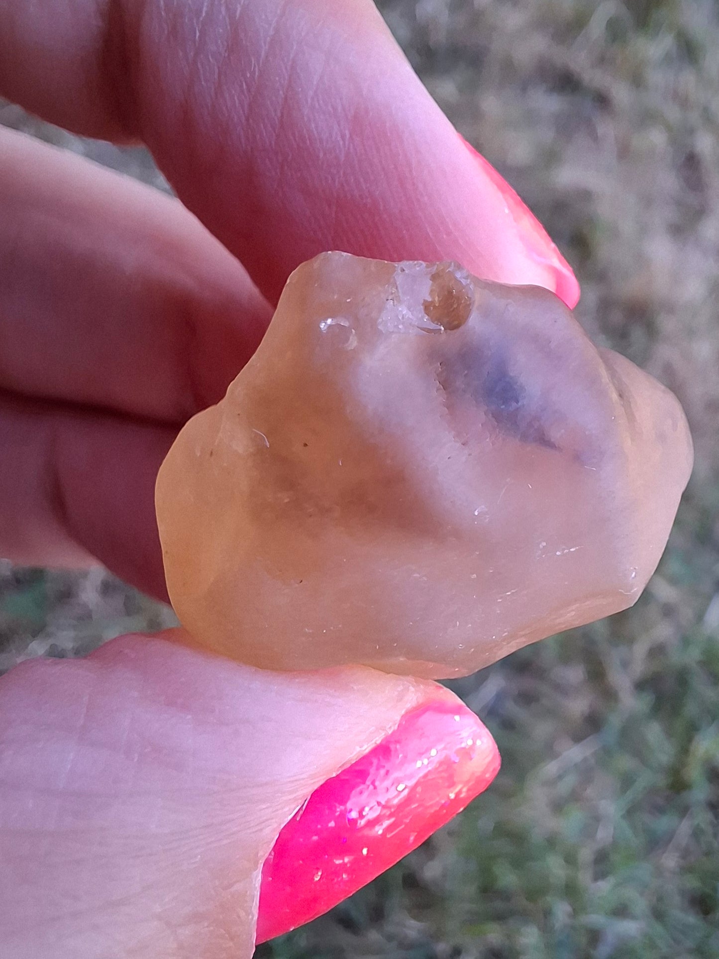 Libyan Desert Glass (darker) Piece, 10.32g, Tektite (Ref: L1376)