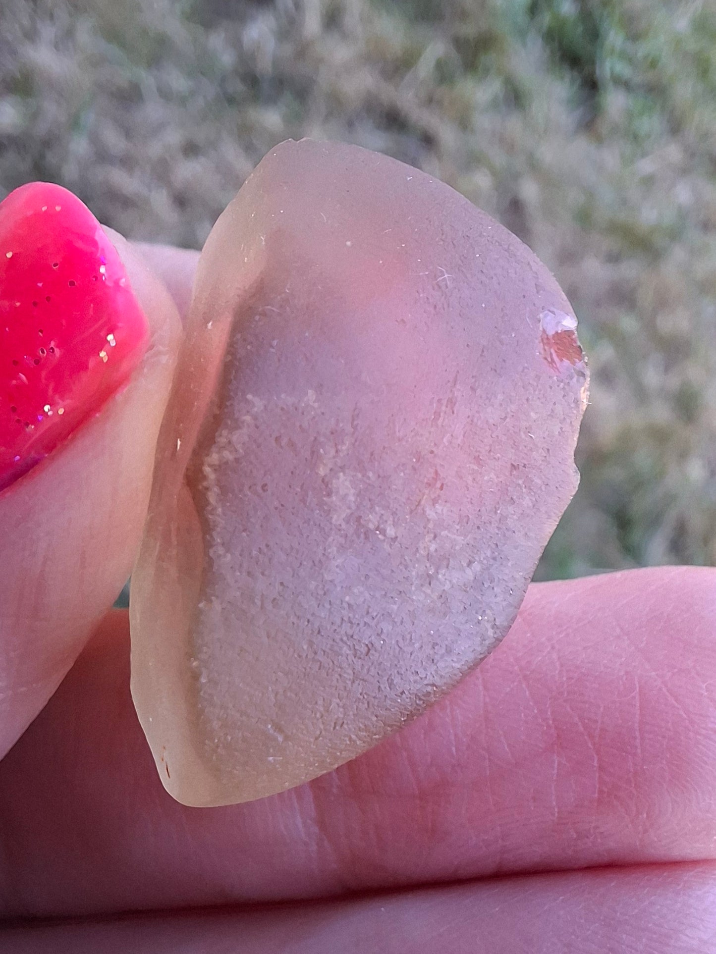 Libyan Desert Glass (darker) Piece, 9.54g, Tektite (Ref: L1371)