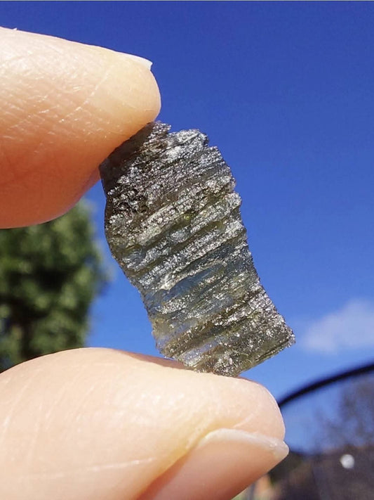 Moldavite Piece, 0.90g, Tektite (Ref: 918)