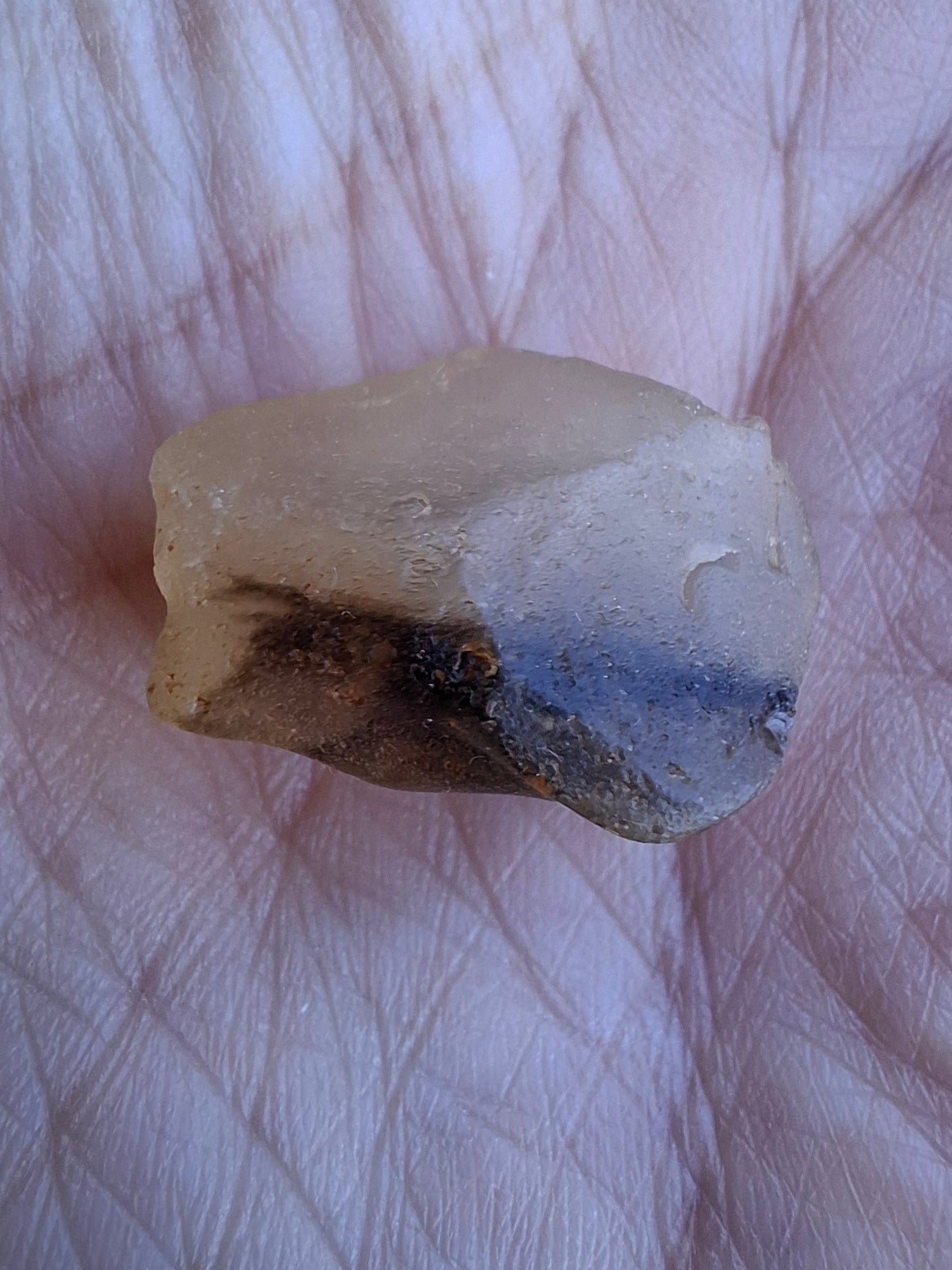Libyan Desert Glass (darker) Piece, 4.70g, Tektite (Ref: L1372)