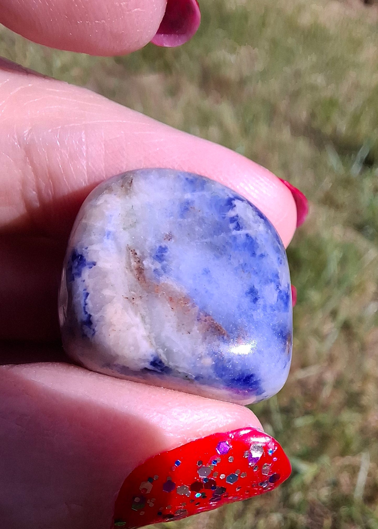 Sodalite, Tumble Stone, Crystal (Ref: T153)