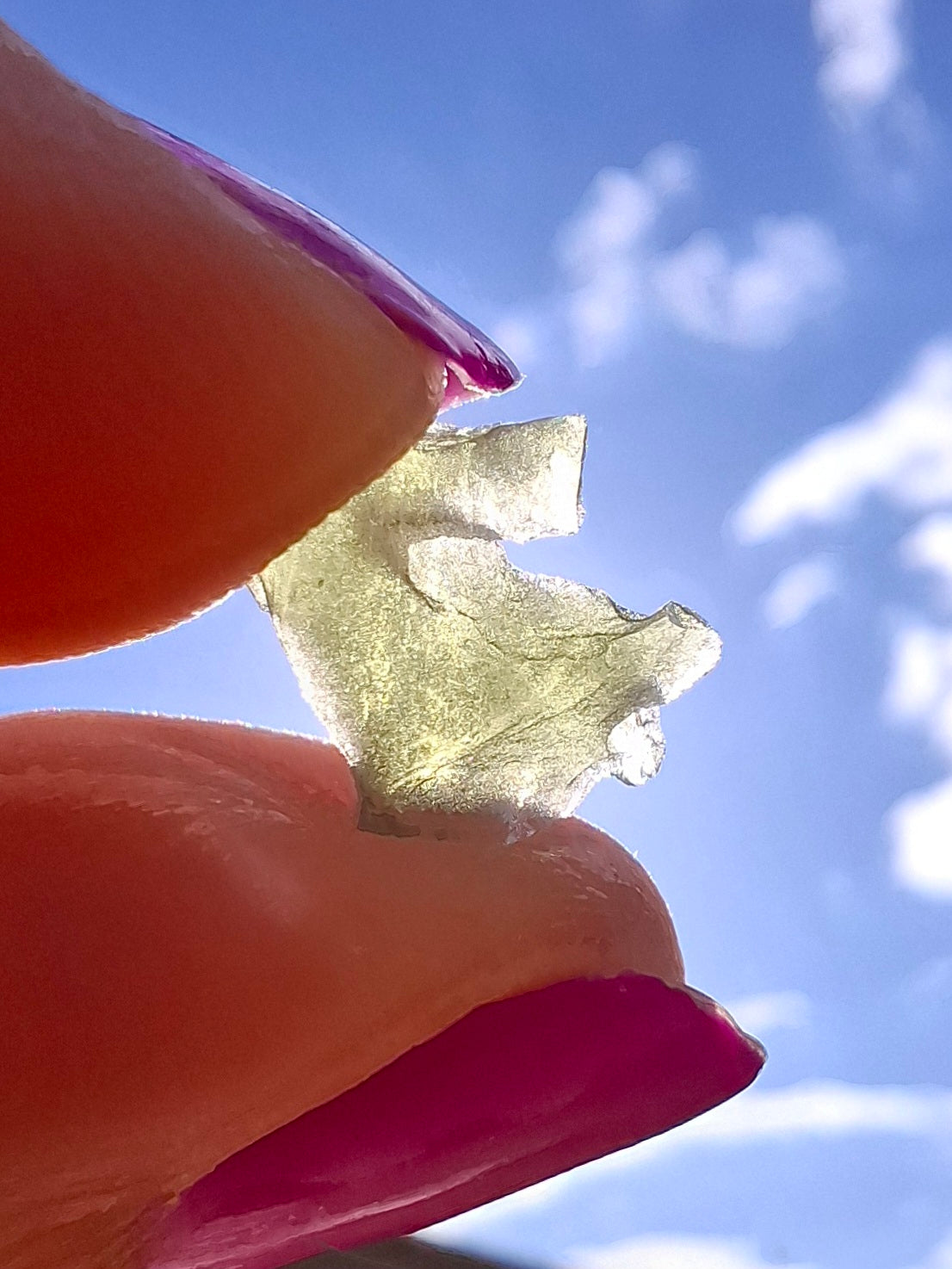 Moldavite Piece, 0.45g, Tektite (Ref: 1444)