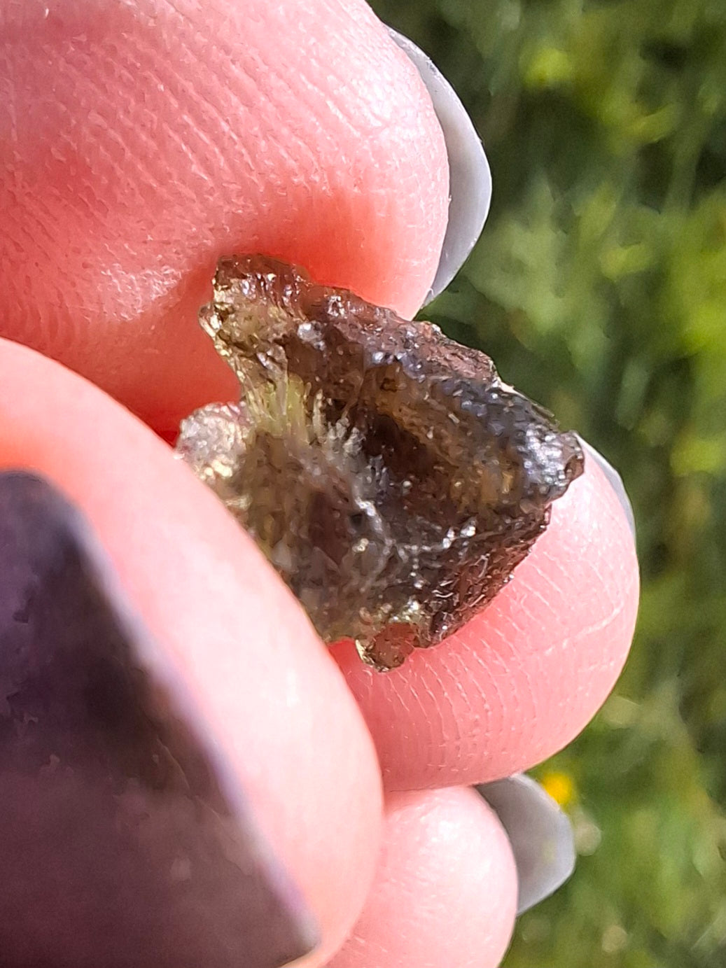 Moldavite Piece, 0.72g, Tektite (Ref: 1379)