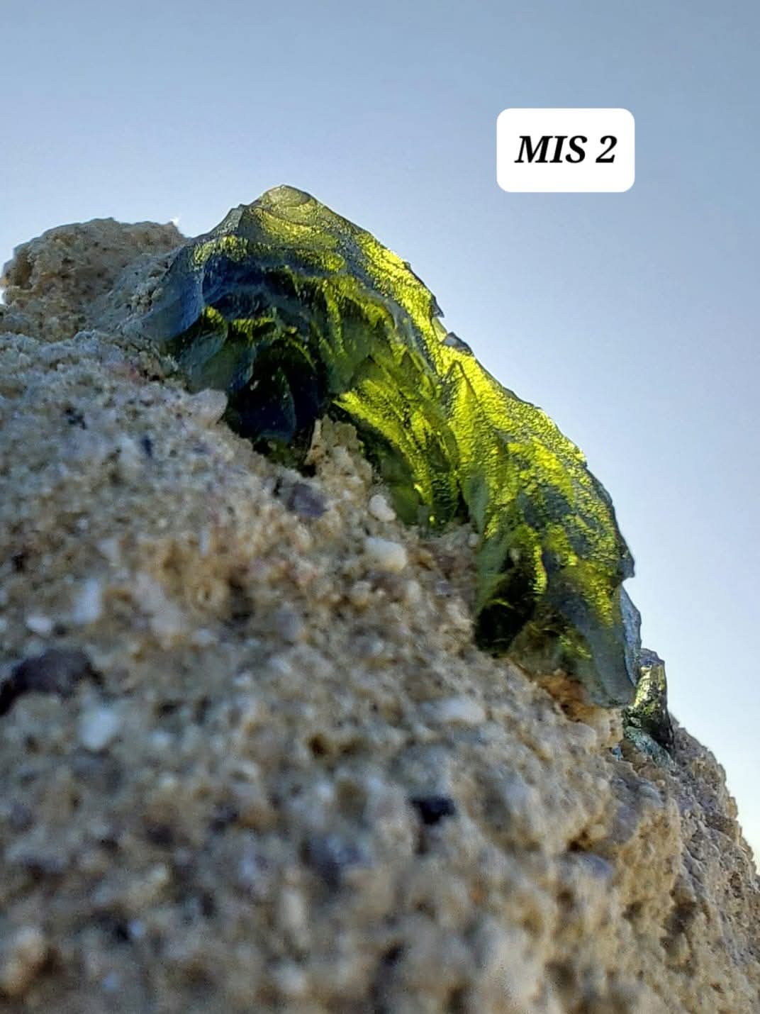 Moldavite In-Situ (in matrix), Besednice, Est 3.5-4g, Tektite (Ref: MIS2)
