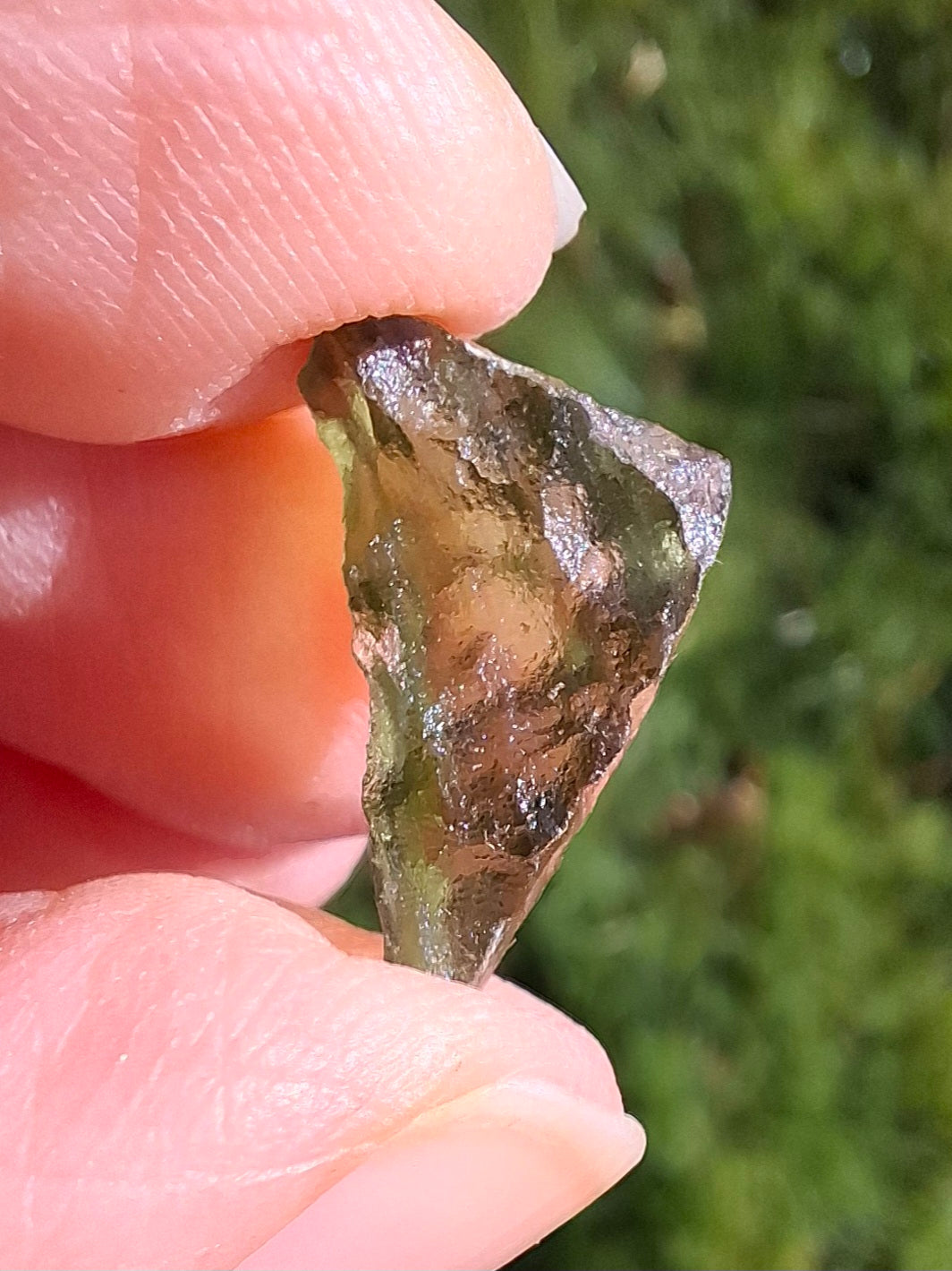 Moldavite Piece, 0.73g, Tektite (Ref: 1334)