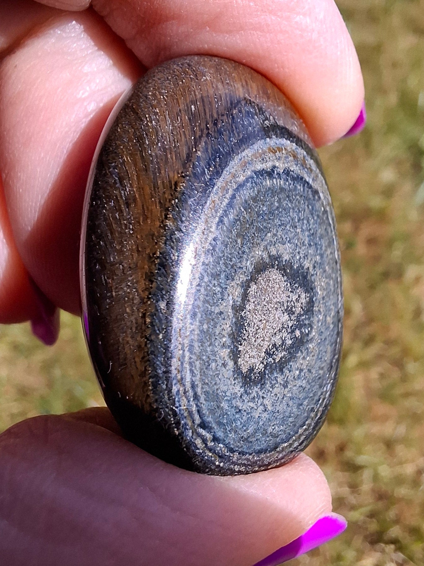 Blue Tigers Eye, Tumble Stone, Crystal (Ref: T19)