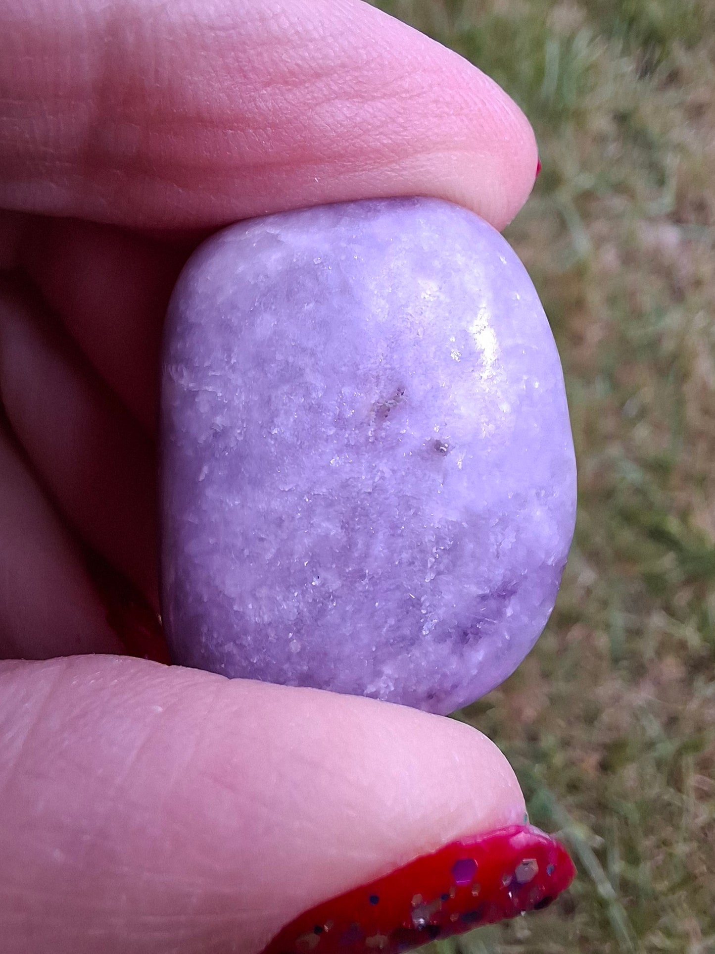 Lepidolite, Tumble Stone, Crystal (Ref: T123)