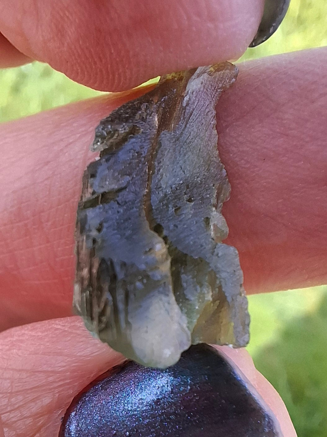 Moldavite Piece, 1.94g, Tektite (Ref: 1390)