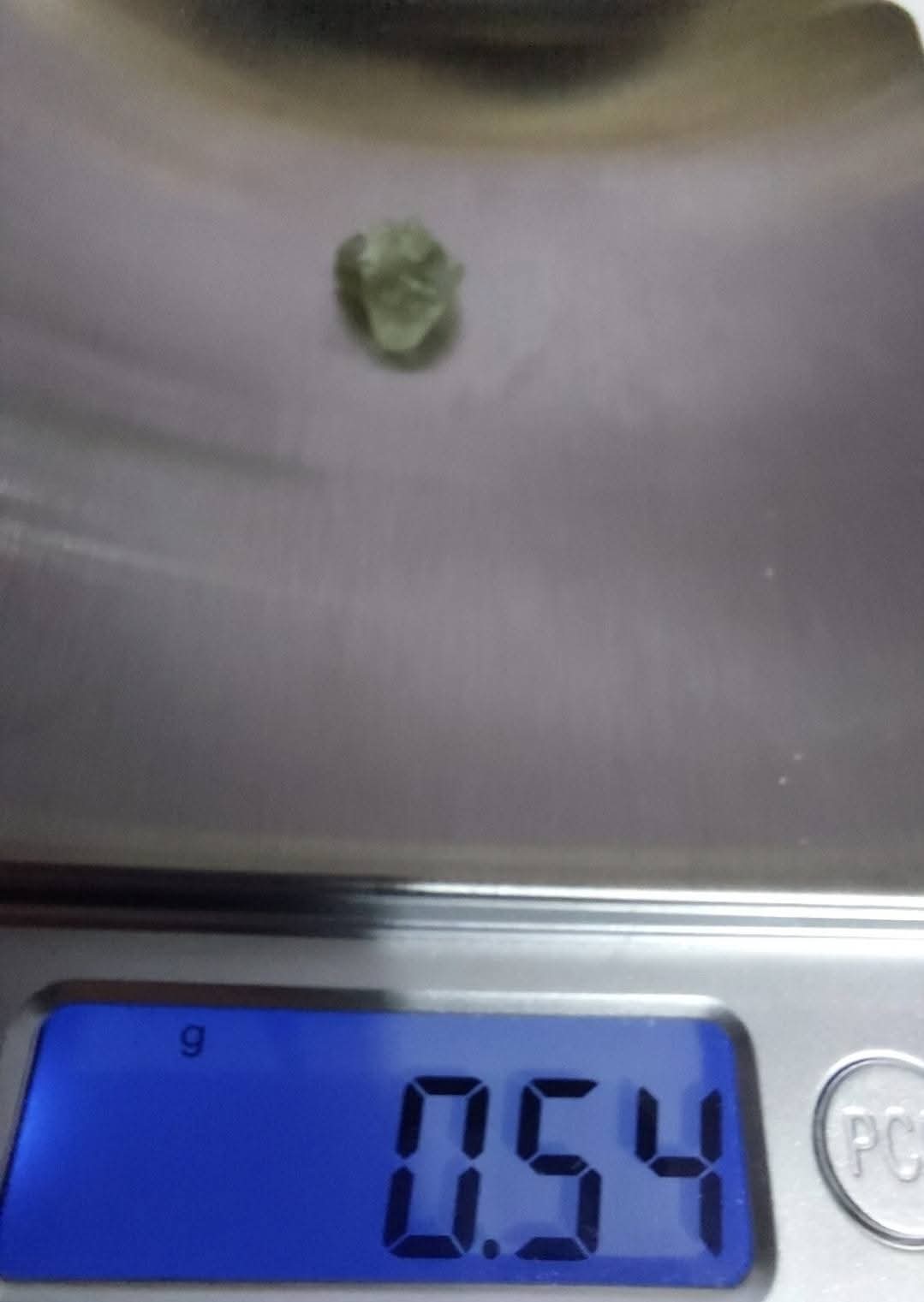 Moldavite Piece, 0.54g, Tektite (Ref: E255)