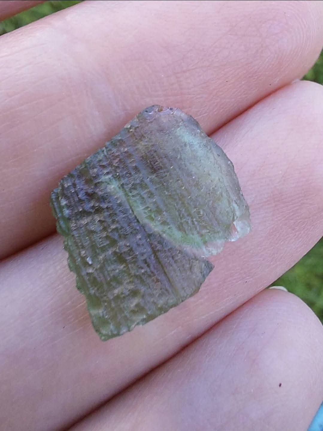Moldavite Piece, 0.80g, Tektite (Ref: 872)