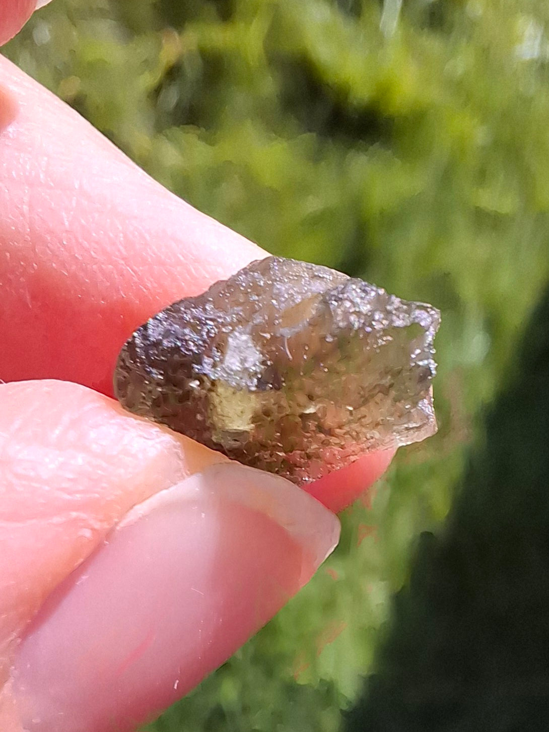 DRILLED, Moldavite Piece, 0.67g, Tektite (Ref: D21)