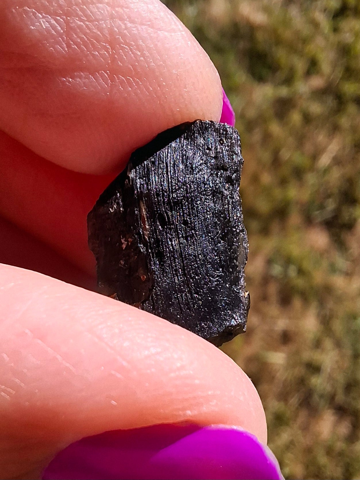 Moldavite Piece, 2.80g, Tektite (Ref: 1432)