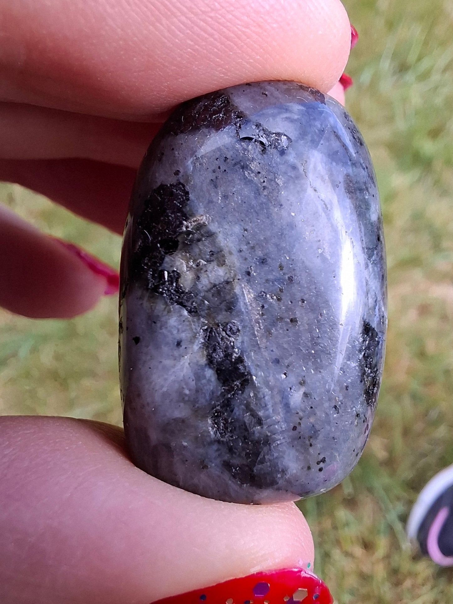Larvikite, Tumble Stone, Crystal (Ref: T124)