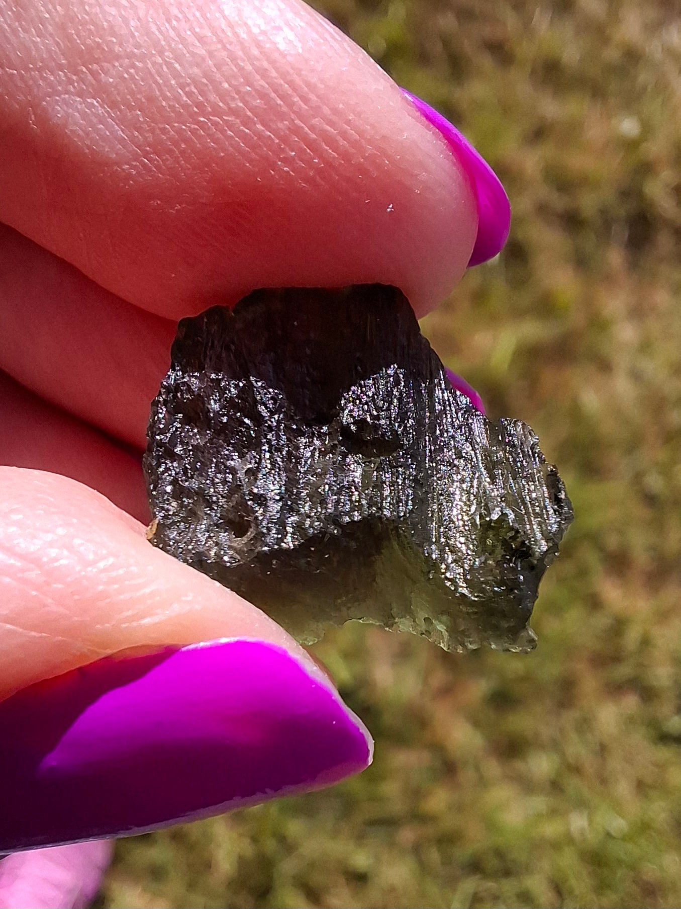 Moldavite Piece, 1.92g, Tektite (Ref: 1426)