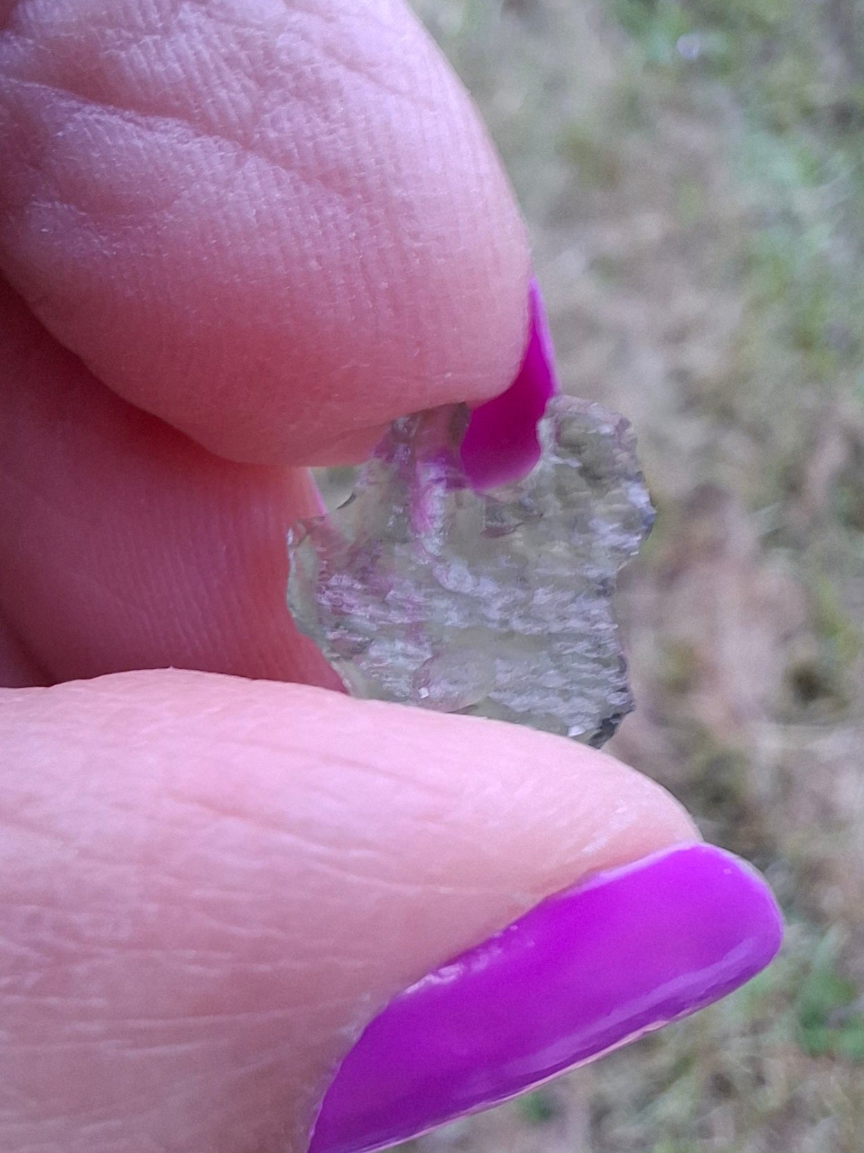 Moldavite small Piece, 0.30g, Tektite (Ref: 1437)