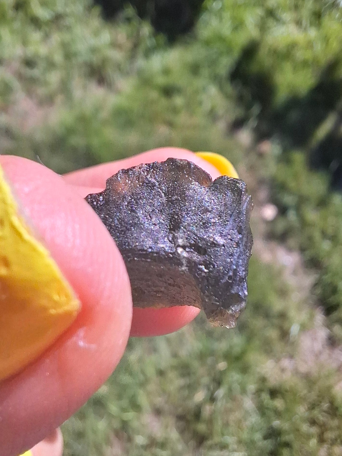 Moldavite Piece, 2.22g, Tektite (Ref: 1514)