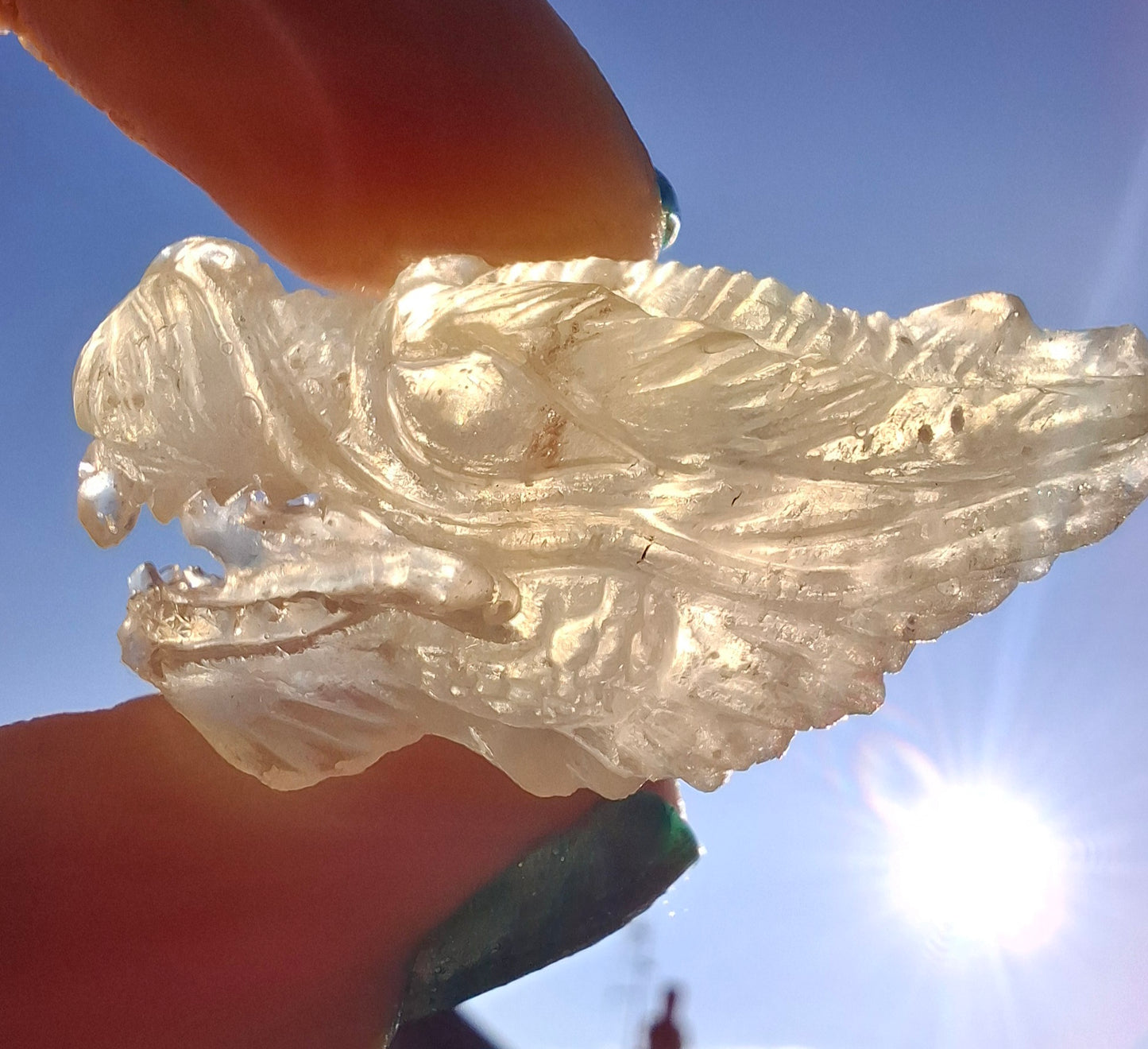 Libyan Desert Glass DRAGON HEAD carving, 9.66g, Tektite (Ref: Dragon 3)