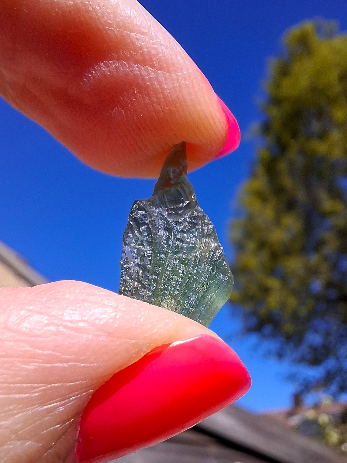 Moldavite Piece, 0.65g, Tektite (Ref: 1404)
