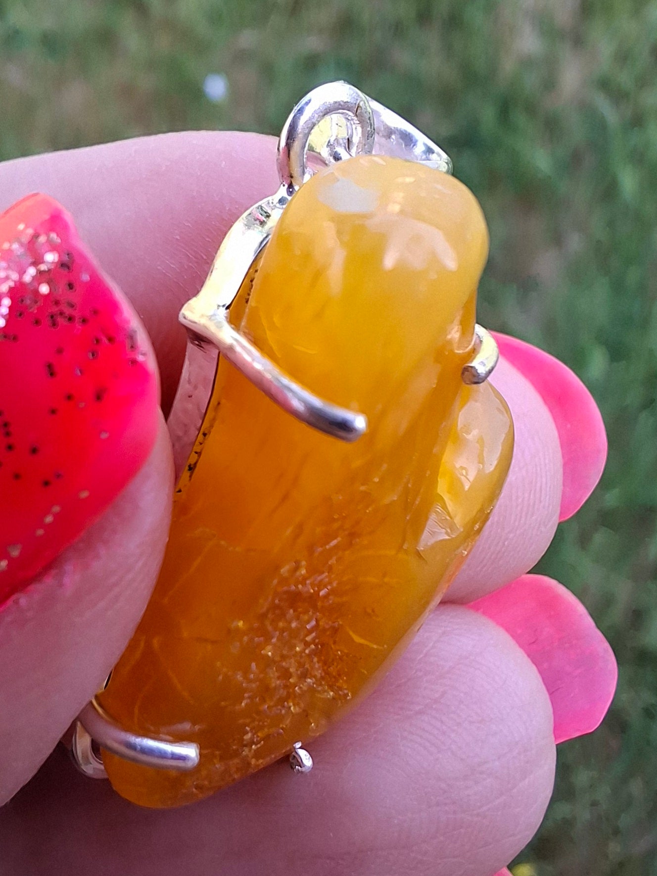 Baltic Amber Pendant, 925 Silver, Fossil (Ref: AP7)
