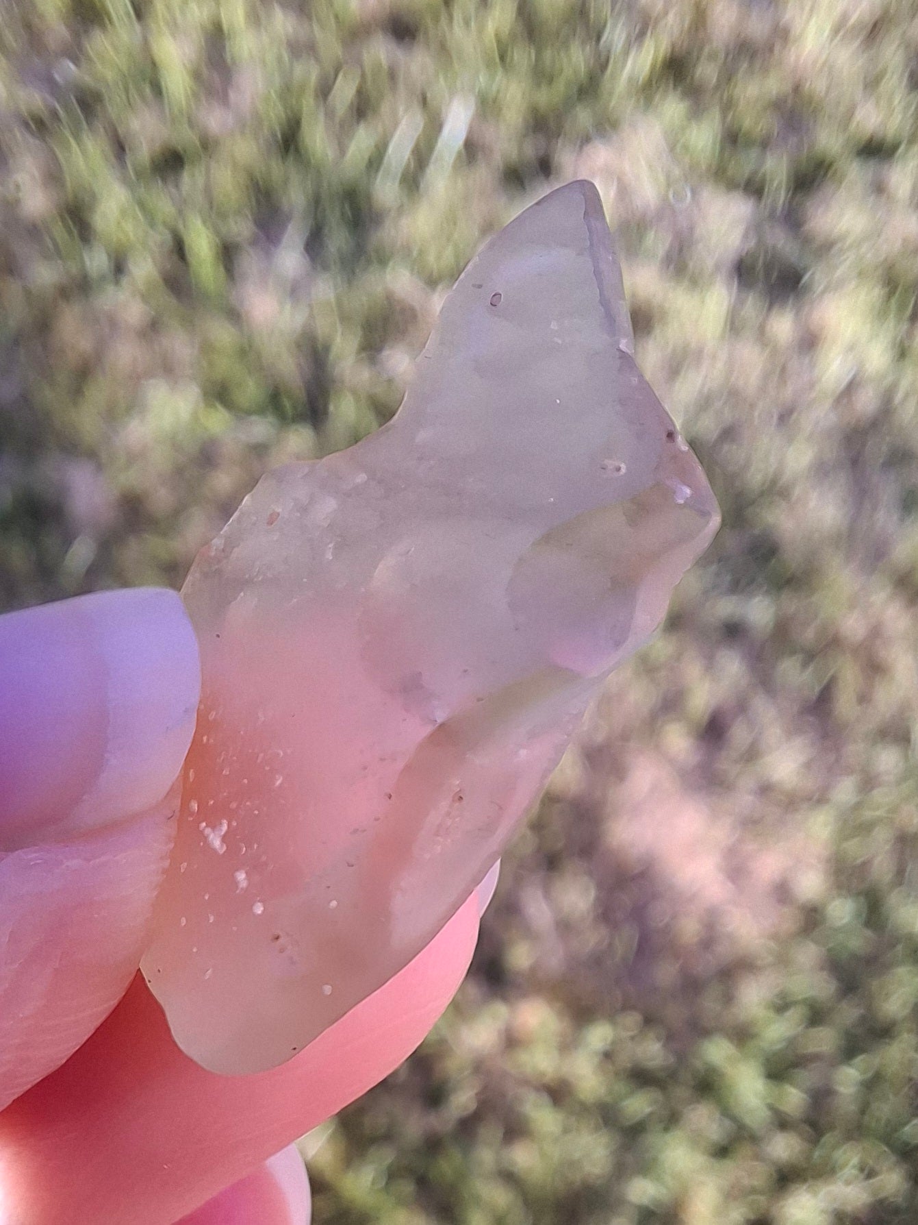 Libyan Desert Glass small Piece, 1.85g, Tektite (Ref: LE256)
