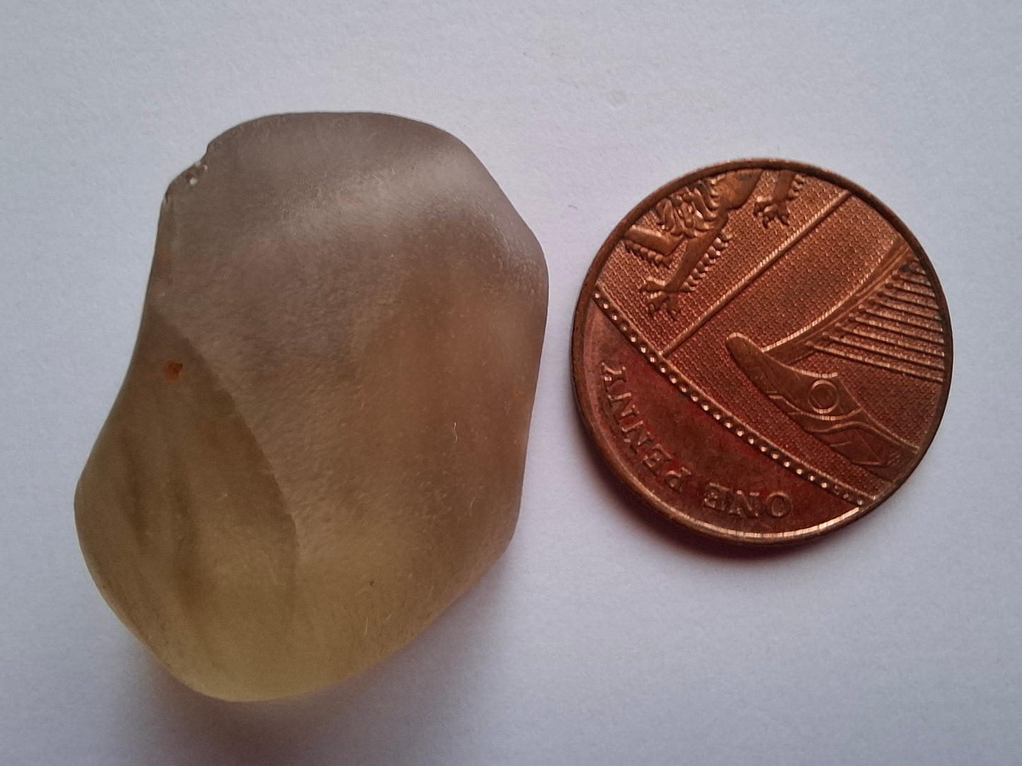 Libyan Desert Glass (darker) Piece, 9.54g, Tektite (Ref: L1371)